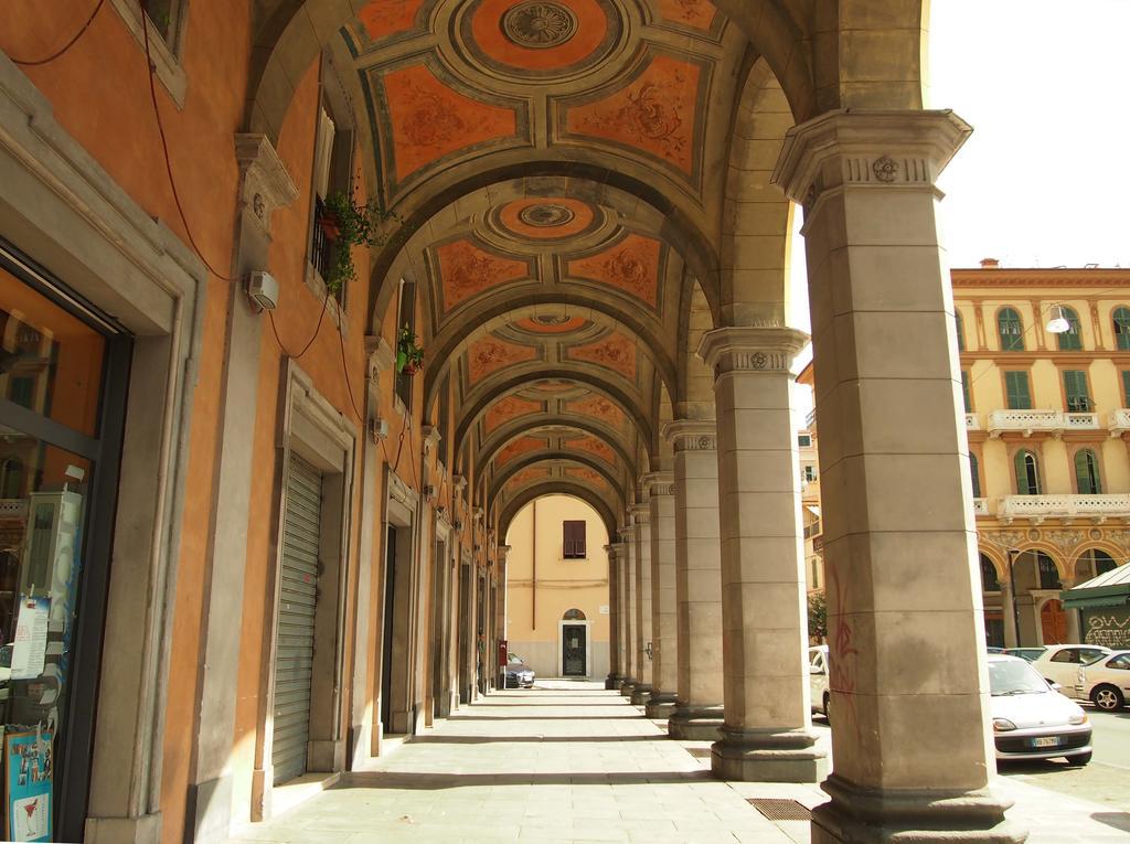 Апартаменты Il Portico - La Spezia To Go 5Terre Экстерьер фото